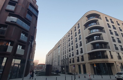 Praga Apartment | Loft Port Praski - Heart of Warsaw