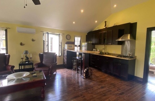 Santa Clara Apartment | Loft Pres de la mer a 1 km de la mer Tres Calme Avec Beaucoup de Securite bbq ac
