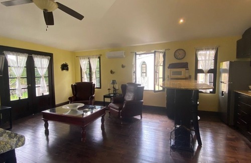 Santa Clara Apartment | Loft Pres de la mer a 1 km de la mer Tres Calme Avec Beaucoup de Securite bbq ac
