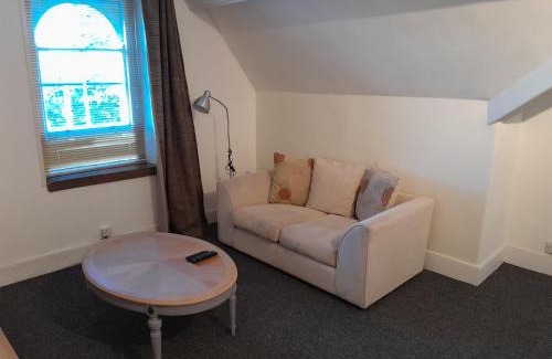 Sketty House | Loft studio Singleton