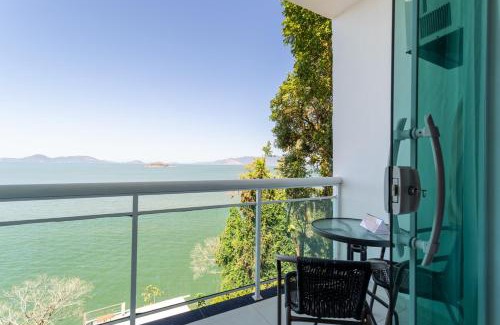 Sahy Apartment | Loft vista mar com varanda em Mangaratiba