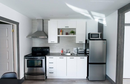 Rouyn-Noranda Apartment | Loft with bed and sofabed in the city centre (Le Court-toit)