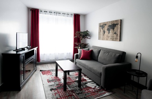 Rouyn-Noranda Apartment | Loft with bed and sofabed in the city centre (Le Court-toit)
