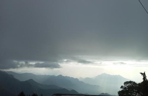 Vattakanal House | Loft wood house Family rooms