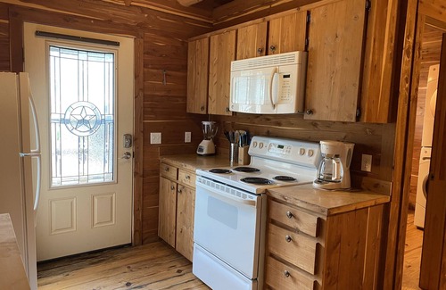 Prairie Lea Cabin | Log Cabin 1 at Son's Blue River Camp