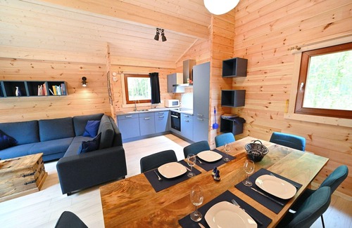 Oignies-en-Thierache House | Log Cabin in Oignies with Barbecue