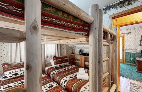 Friendship House | Log Cabin Life