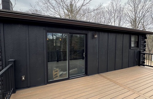 James Creek Cabin | Log cabin minutes from Raystown Lake!