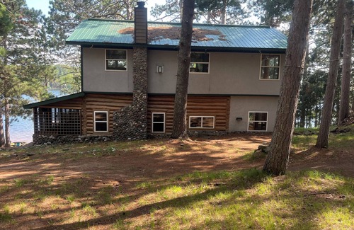 Minong Cabin | Log Cabin with Pontoon, Beautiful Spring Fed Sand Bottom Leader Lake