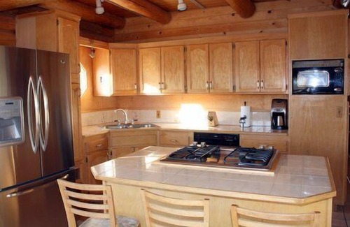 Moran House | Log Home with View of the Buffalo Valley, Family Holiday Pricing Promotions