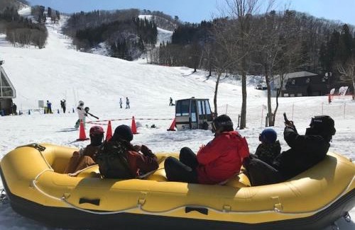 Shinano Bed & Breakfast | log Hotel kamloops