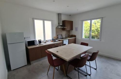 Vence Apartment | Logement avec tèrrasse, au calme