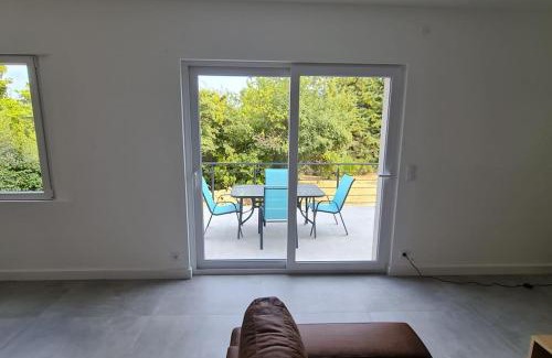 Vence Apartment | Logement avec tèrrasse, au calme