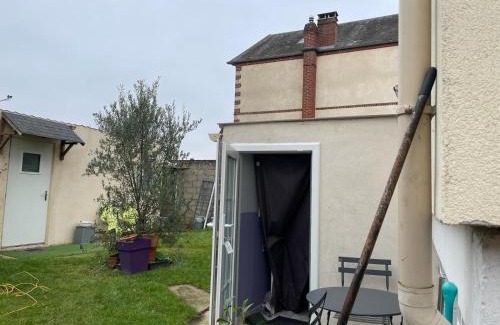 Belle-Eglise Apartment | Logement entrée indépendant, sous sol éclairé, cuisine, SDB WC, jardin