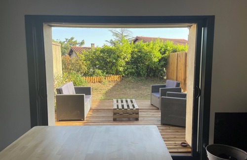 Orlienas House | Logement Gîte Meublé 50m2 + Jardin