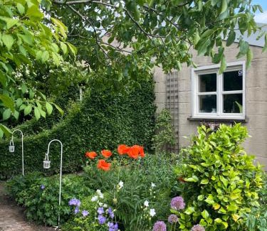 Rijkevorsel Bed & Breakfast | LOGIES Tuin der Zinnen