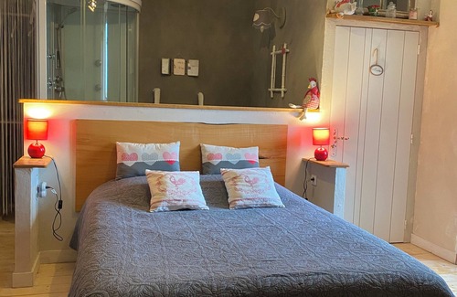 Bressuire Bed & Breakfast | Logis De Riparfonds