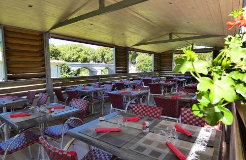 Confolens Hotel | Logis Hôtel Emeraude