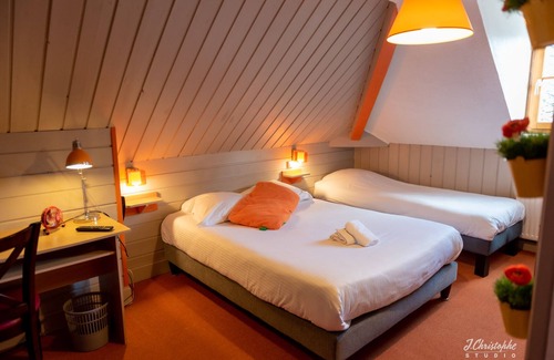 Bourgtheroulde-Infreville Hotel | Logis Hôtel La Corne d'Abondance
