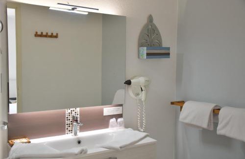 Soings-en-Sologne Hotel | Logis Hôtel Restaurant LE VIEUX FUSIL