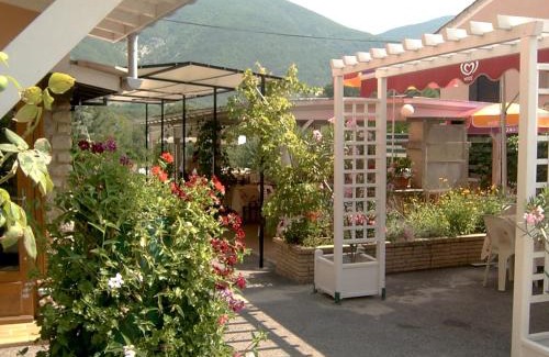 Montjoux Hotel | Logis Hotel Le Relais du Serre