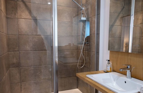 Wisques Hotel | Logis Hotel Restaurant La Sapiniere
