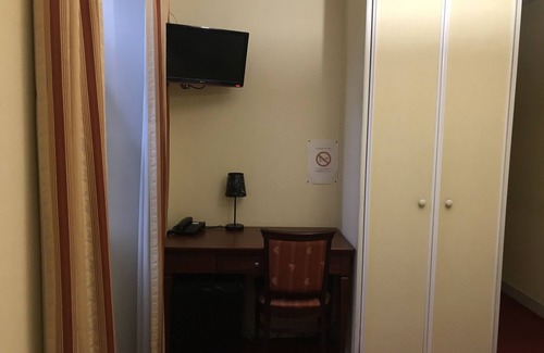 Sancoins Hotel | Logis Hotel Saint-Joseph