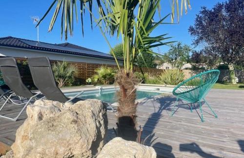 Loupes Villa | LOMALI Maison familiale climatisée piscine