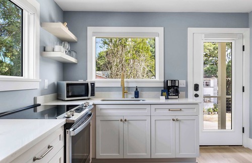 Folly Beach Condo | Lombard @ Dellawisp, 1 Block to Beach