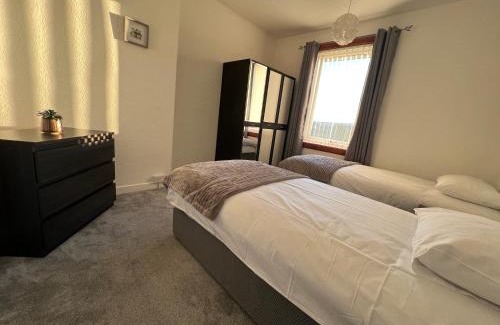 Ladybank Apartment | Lomond View Apartment
