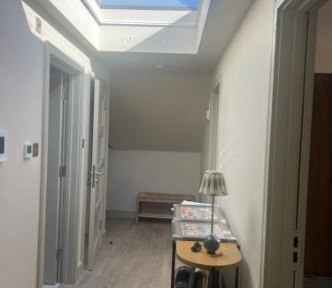 Barnet Villa | London Luxury Apartment