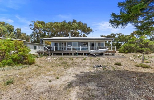 Coonarie House | Lone Pine