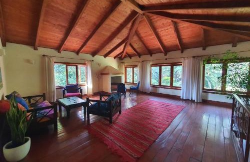 Kitisuru Bed & Breakfast | Lone Tree Gardens