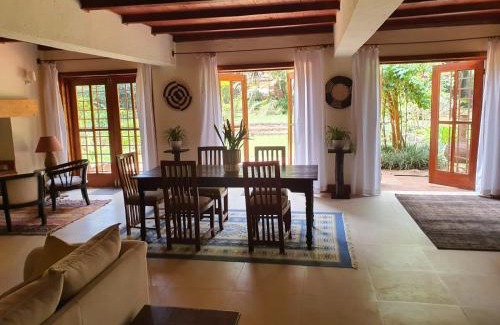 Kitisuru Bed & Breakfast | Lone Tree Gardens