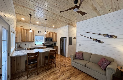 Reisterstown Station Cabin | Lonely Pine Lodge On Strand Lake. Pet Friendly. Pet fee.