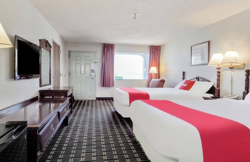 Erick Hotel | Lonestar Inn & Suites, Erick OK – Hwy 40 BY OYO