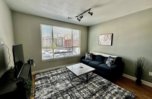 Lone Tree Apartment | Lonetree Work From Home