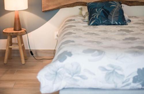 Saint-Leonard-des-Bois House | Longère rénovée avec charme, 5 chambres, grand jardin, proche du village, idéale pour 15 pers. - FR-1-410-355