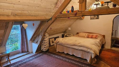 Ids-Saint-Roch Bed & Breakfast | Longère Typique — Charmante chambre d'Hôte