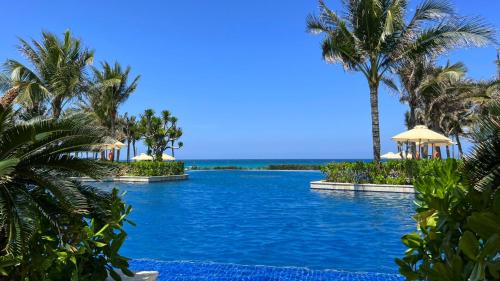 Cam Lam Villa | Long Hải Villas trong Wyndham garden Cam Ranh