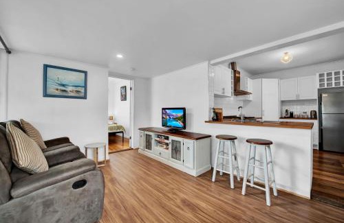 Frankston House | Long Island Beach House gateway to Mornington Peninsula#Free parking