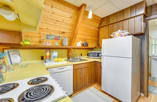 Fountain Cabin | Long Lake Cabin w/Kayaks, Private Beach & Dock!