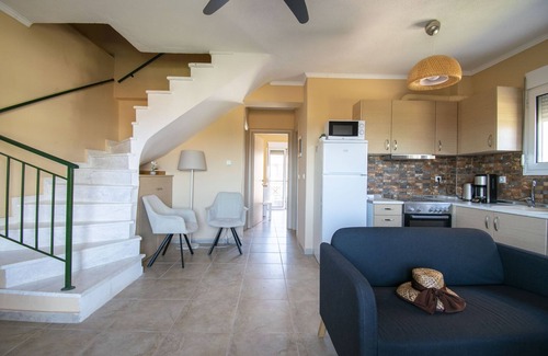 Nea Fokaia Apartment | Long Seaview Apartment by RentalsPro