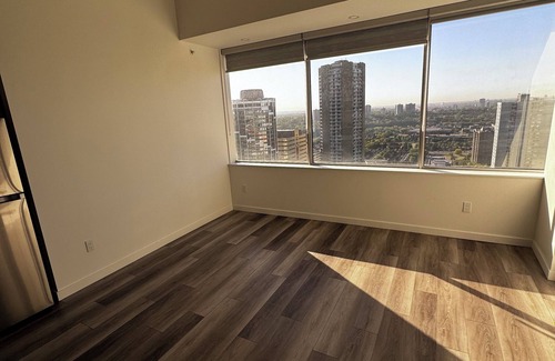 Downtown Edmonton Apartment | Long Term Stays Apartment Downtown - Unfurnished/Furnished options