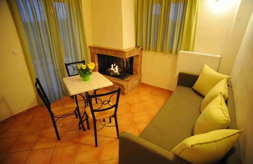 Papastavraiika House | Long View Resort & Spa Rooms & Apartments