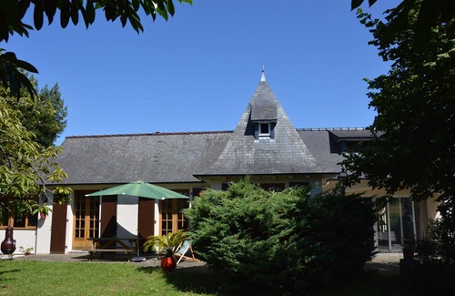 Pleudihen-sur-Rance House | Longere style house on the edge of Rance, between Dinan and Saint Malo