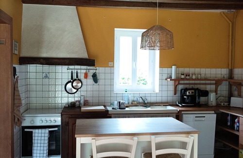 Couffy House | Longère (traditional long house) with swimming pool in a green setting
