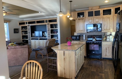 Tumtum House | Longhorn Ranch Near Long Lake