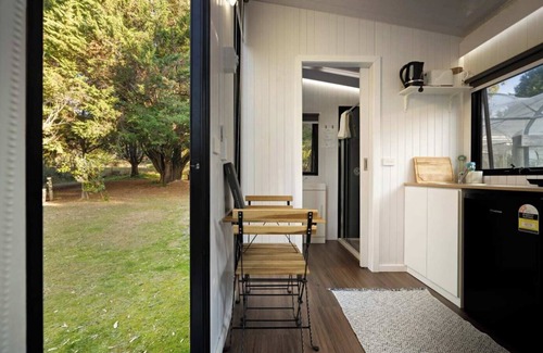 Sailors Hill House | Longmore Retreat by Tiny Away