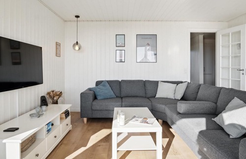 Hvidbjerg Strand House | Look forward to a magnificent sea view on vacation in this attractive vacation home.
